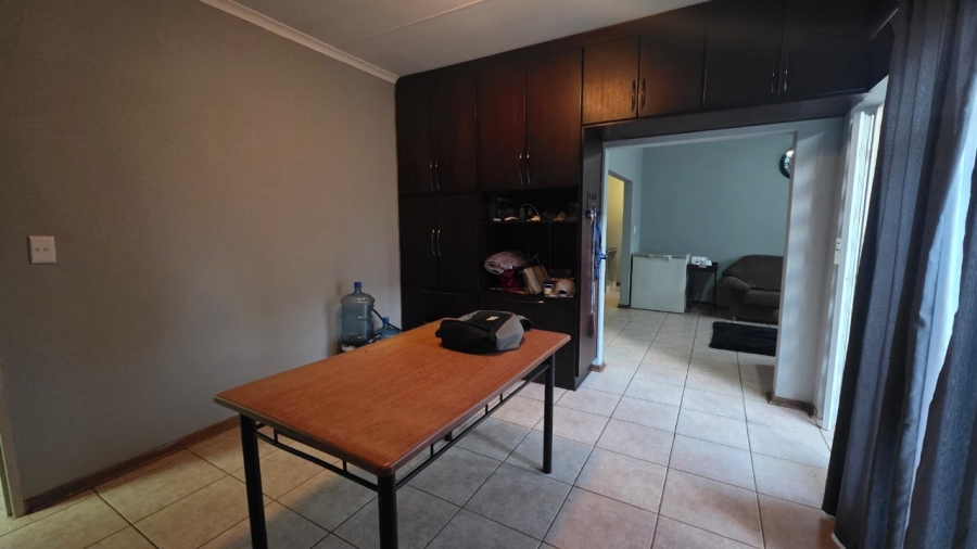 3 Bedroom Property for Sale in Flamwood North West